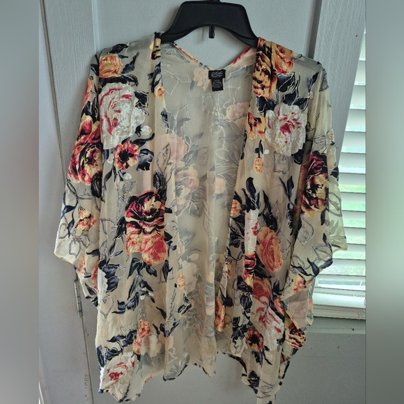 Floral Kimono Cardigan - Picture 1 of 5